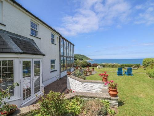 Aberporth House | Pen y Graig