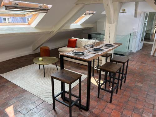 Quartier de la Place-Vendome Apartment | Penbed - Place Vendome - 1BR