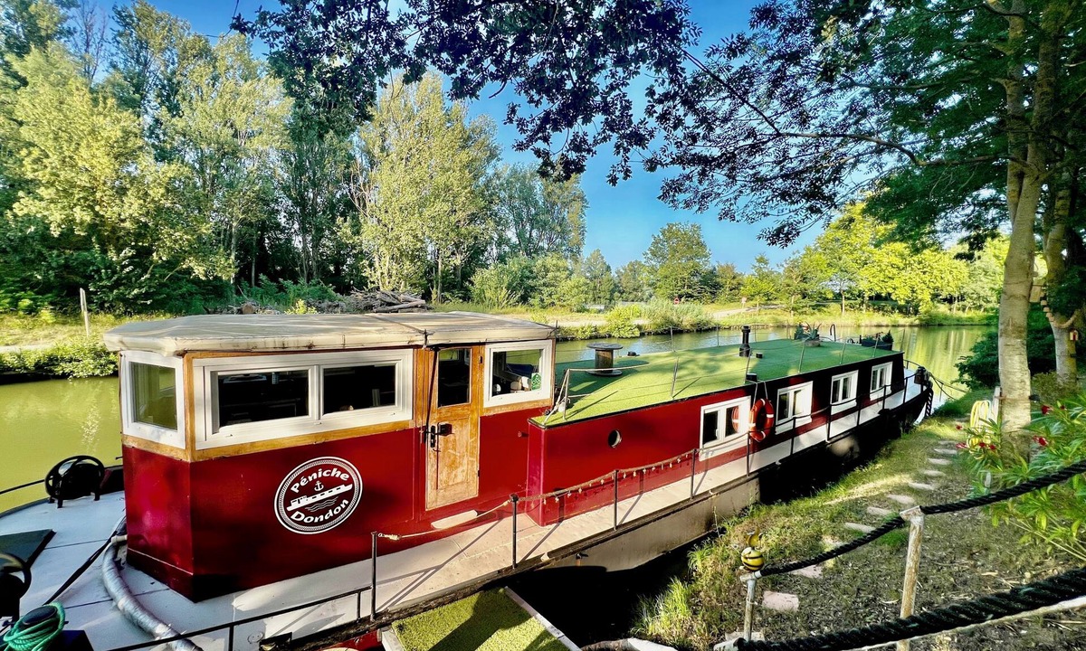 Avignonet-Lauragais Boat Rental | Péniche Dondon - Cocooning cottage on the Canal du Midi