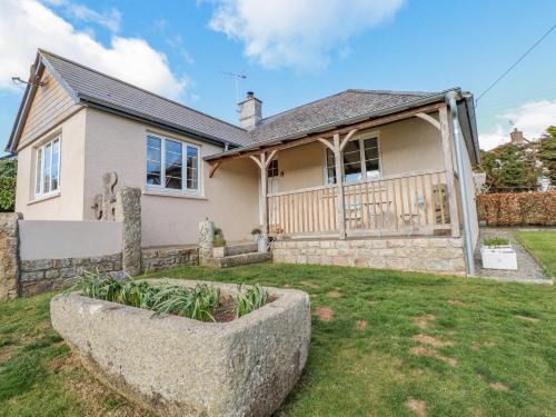 Saint Gennys House | Penlaurel