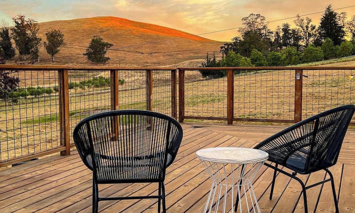 Penngrove House | Penngrove Modern Farmhouse on 11-Acre Working Ranch
