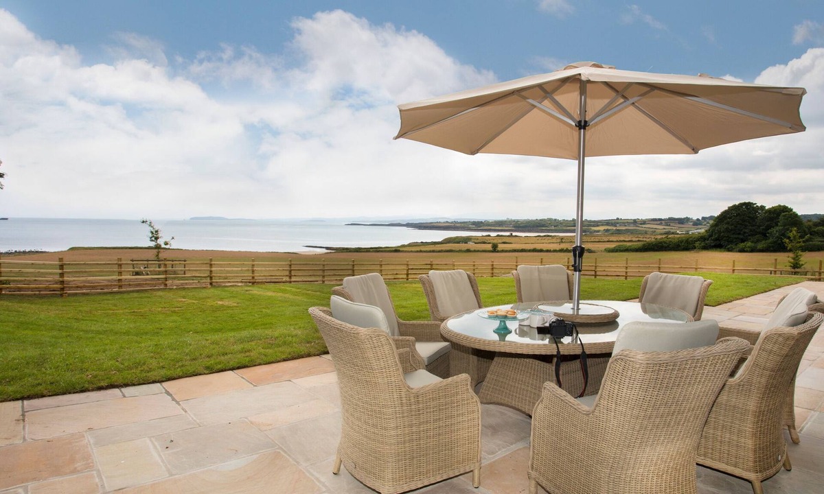 Dulas Cottage | Penrhyn Barn