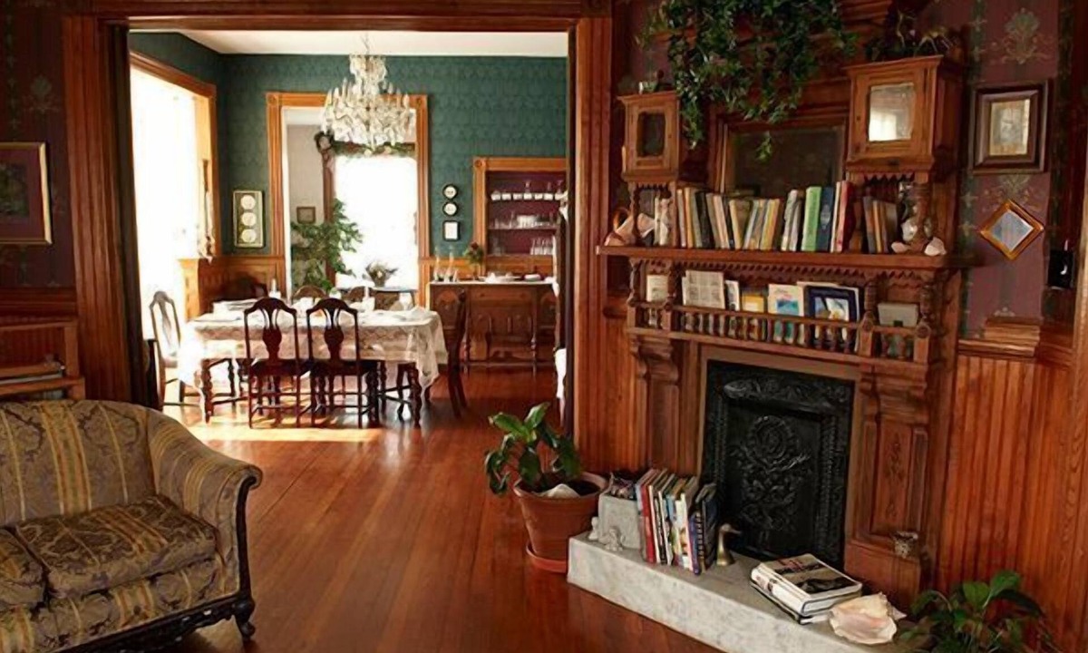 Downtown Bed & Breakfast | Pensacola Victorian B&B