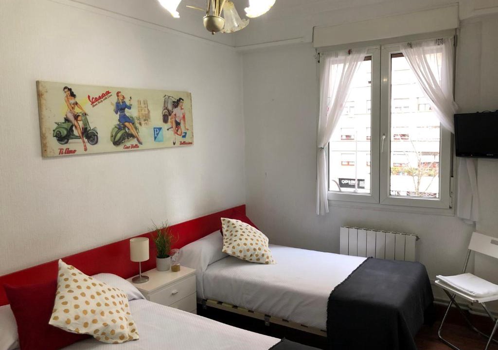 Basurtu House | Pensión Arias