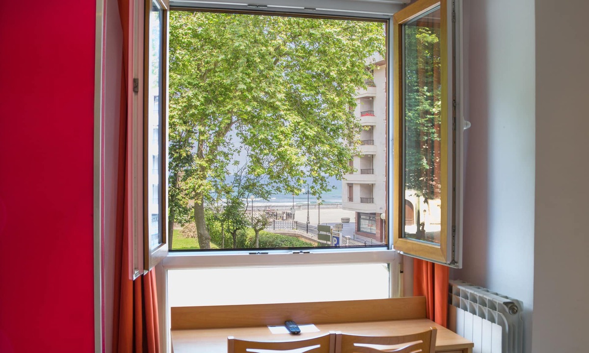 Zarautz House | Pensión Ekia Pentsioa