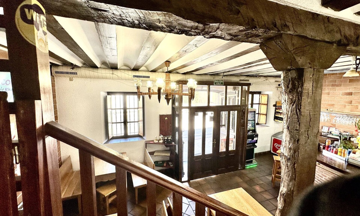 Villafranca Montes de Oca House | PENSION Y BAR IVIS