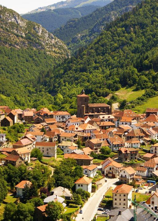 Isaba House | Pension Txiki