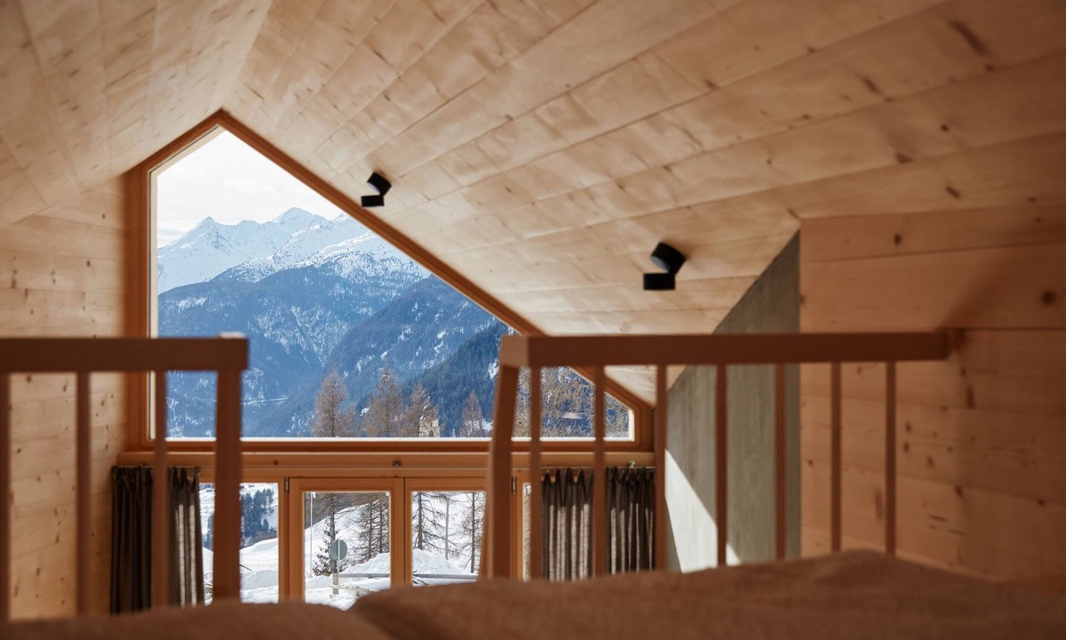 Mathon House | Pensiun Laresch