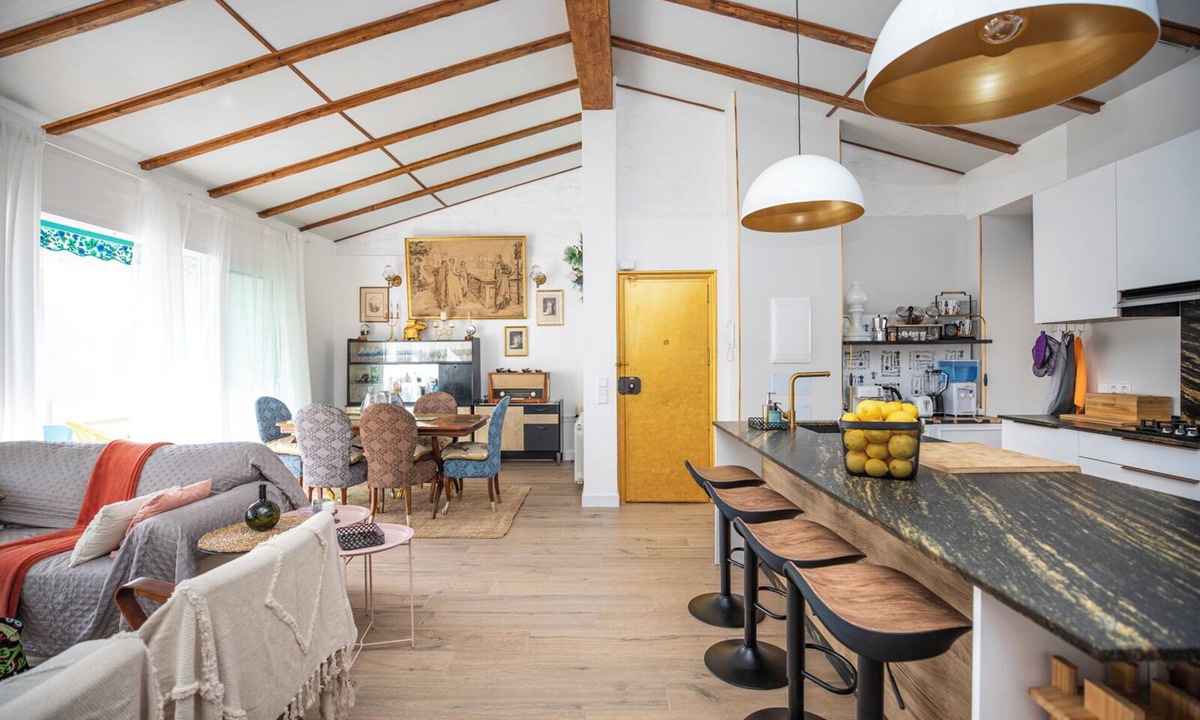 Sant Blai House | Penthouse 3 bed in centre Alicante.
