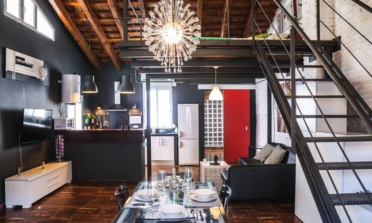 La Roqueta Apartment | Penthouse in historic Center