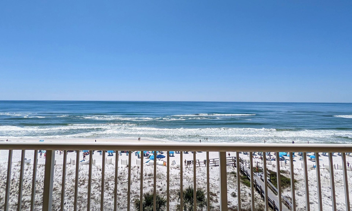 Fort Walton Beach Condo | Penthouse | Ocean Front | Azure#607 | Renovated