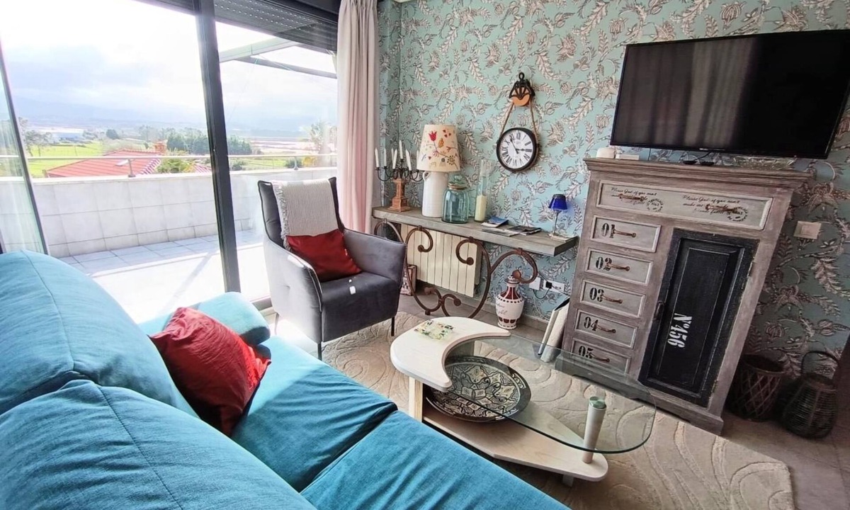 Cudon Apartment | Penthouse with terrace in Cudón