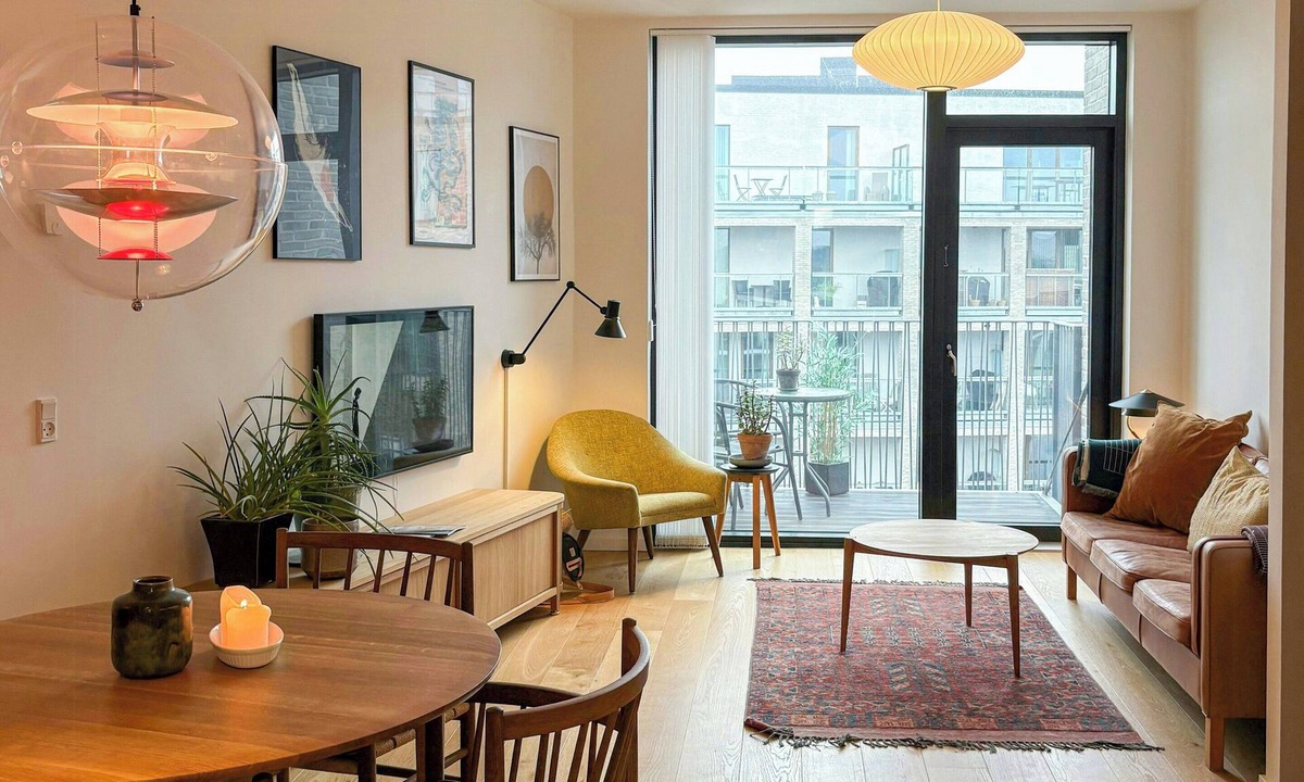 Copenhagen SV Apartment | Penthouse with two balconies near Vesterbro