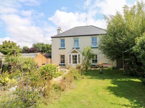 Kuggar House | Pentira