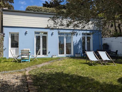 Granville Ski Chalet | Penuel Tiny House