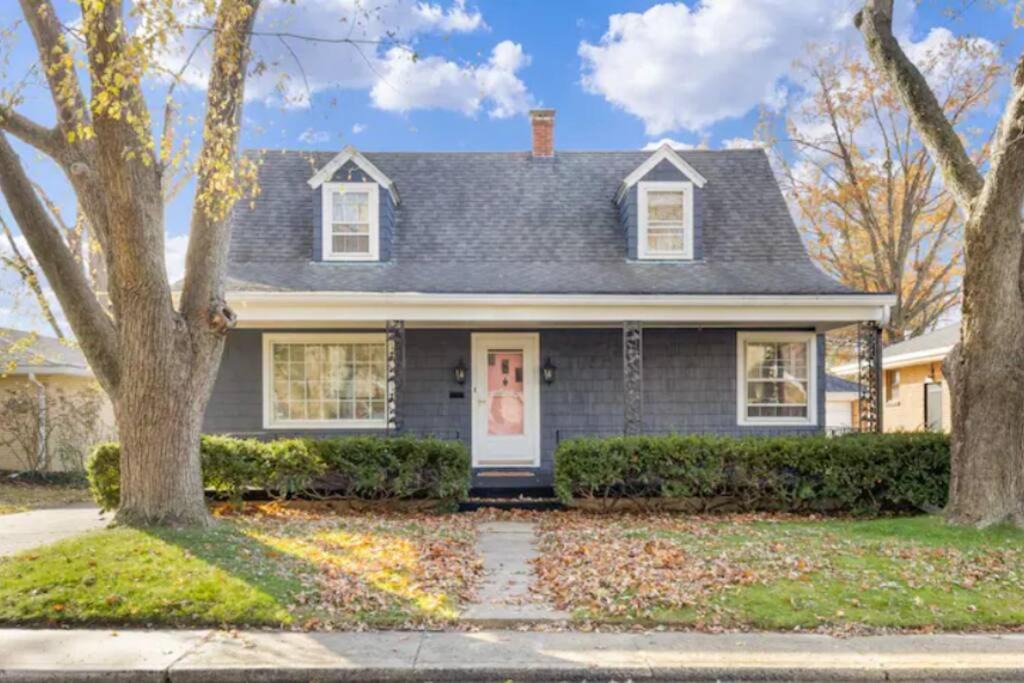 West Peoria House | Peoria Speedway Rocky Glen Bradley Park 4bdrm Home