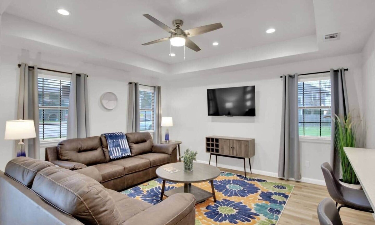 Taylor House | Peppercorn Blue in Taylor TX