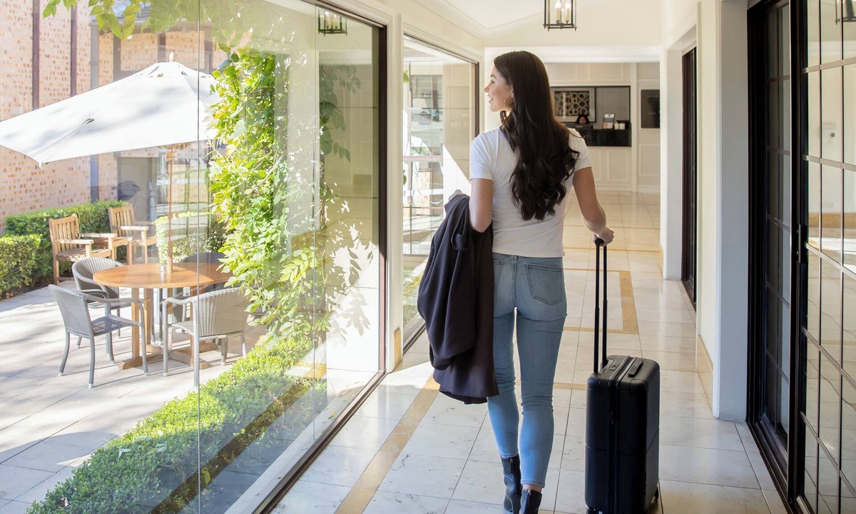 Castle Hill Hotel | Peppers The Hills Lodge