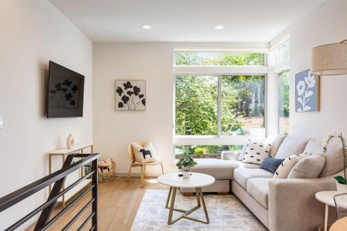 East Queen Anne House | Perch - Nob Hill Charm 14