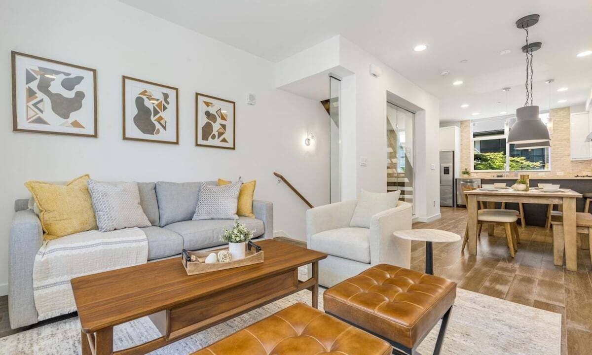 Lower Queen Anne House | Perch - Walk to Space Needle | 3BR/2BA Home w Parking!