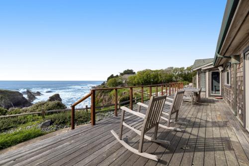 Mendocino House | Perched on the Bluff - Main Home