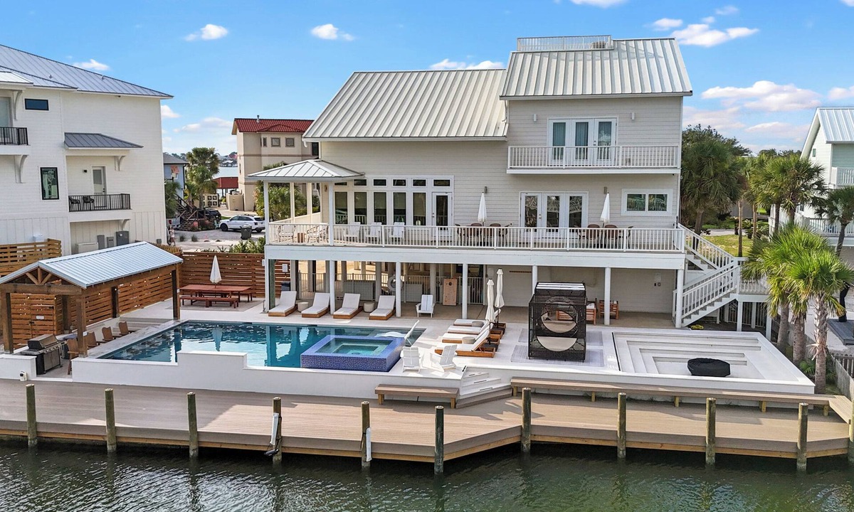 Perdido Key Coves One House | Perdido Key Luxury Beach & Bay Oasis-Heated Pool, Dock, Hot Tub, Firepit & More!