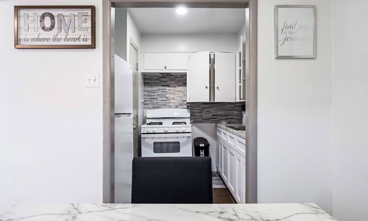 Dallas Apartment | Perfect 1 BR 5 minutes from Downtown