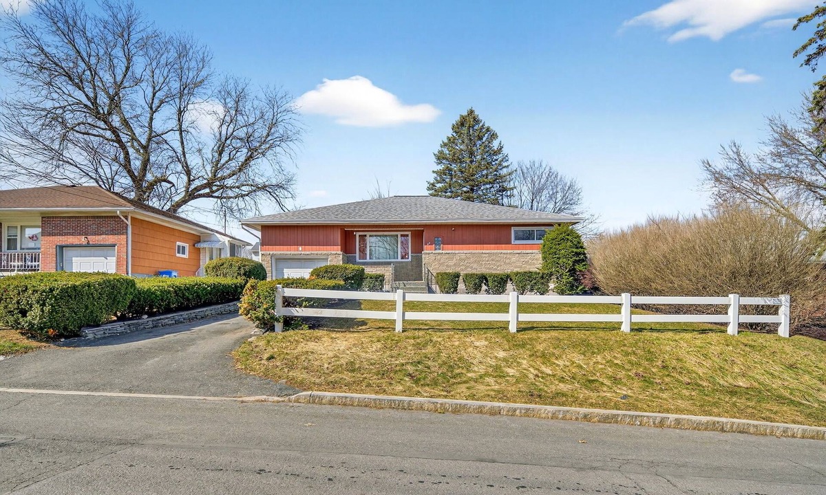 Albany House | Perfect 4-bedroom house with AC in tranquil Albany