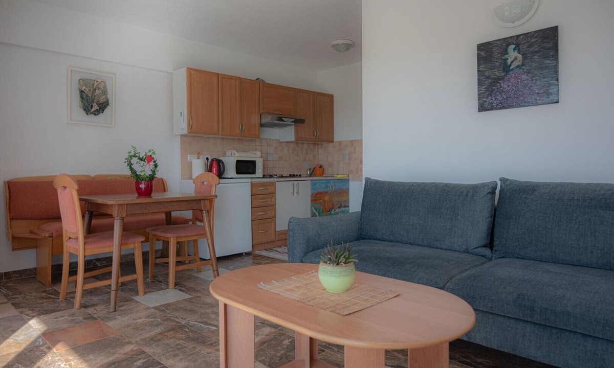 Fazana Apartment | Perfect apartment for 3 with terrace/wifi/pet-friendly