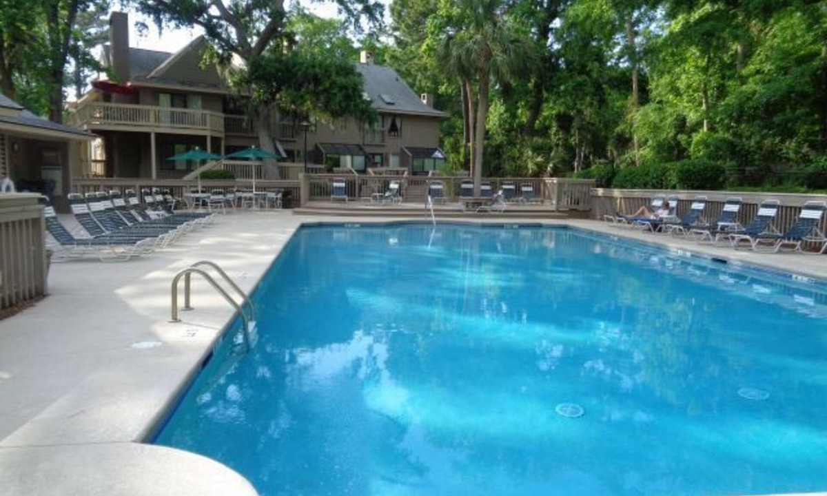 Shipyard Plantation Condo | Perfect couples retreat close to Shipyard Beach Club 193 Beachwalk