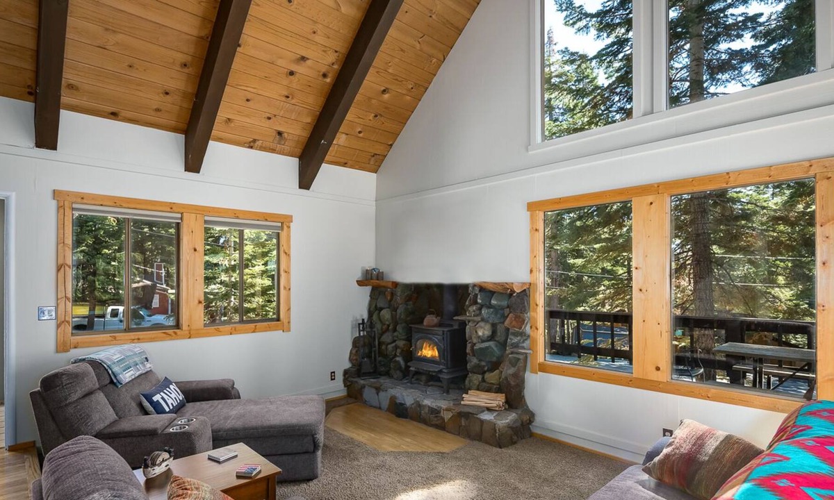 Carnelian Bay House | Perfect Deck for Grilling, Hammock 2 Relax, Serene Location