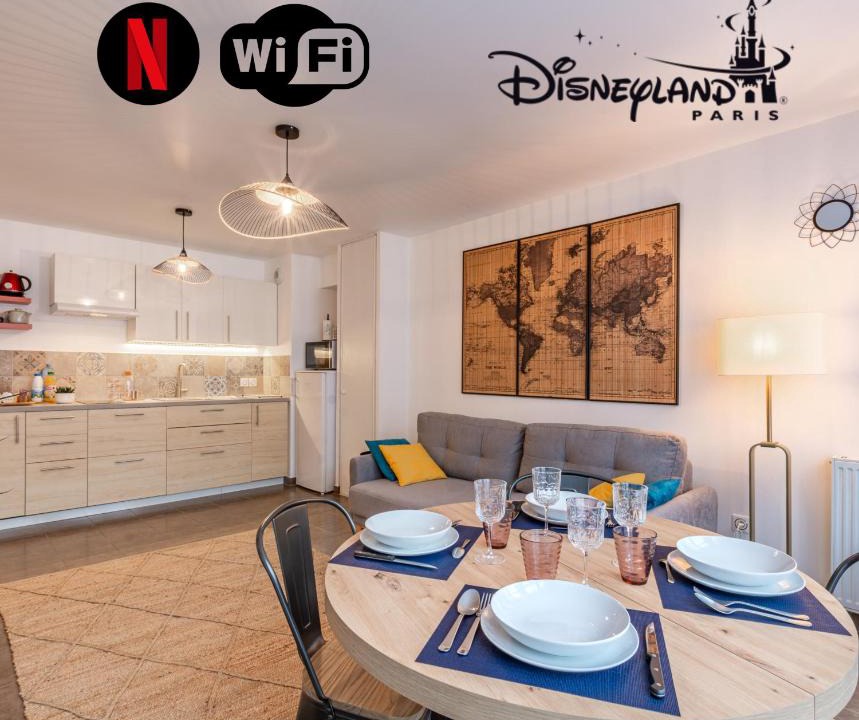 Coupvray Apartment | Perfect Disney Getaway - Private Parking