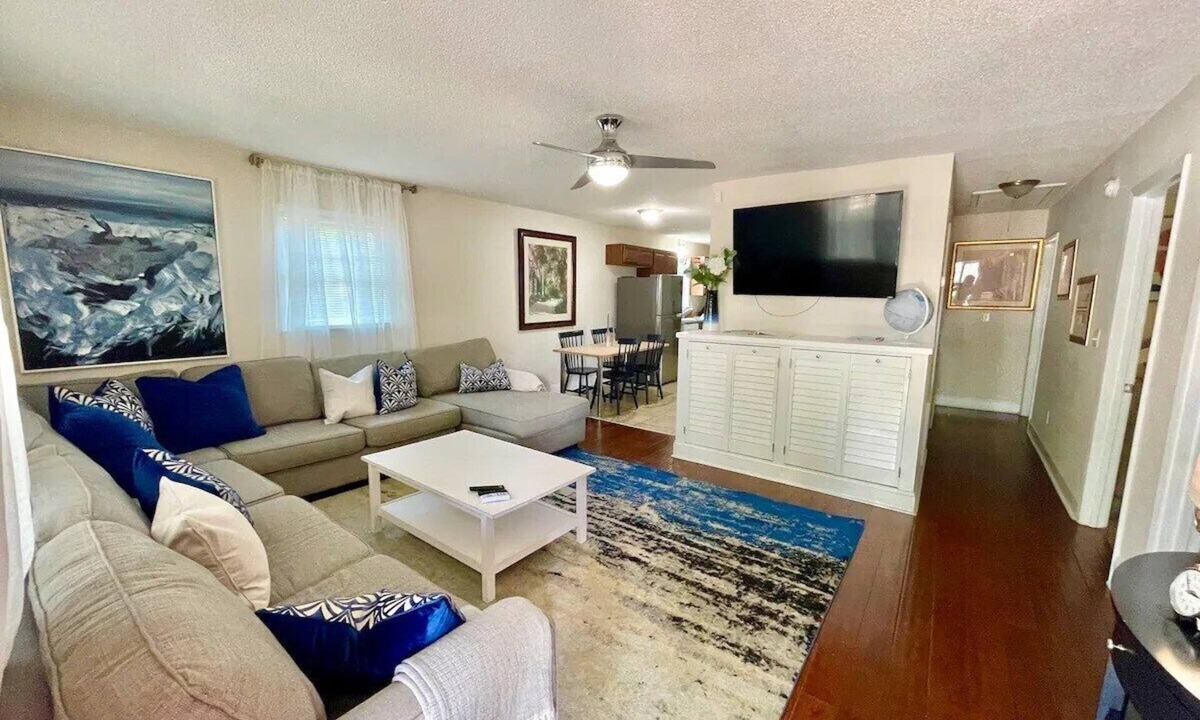 Wilmington House | Perfect Downtown Home