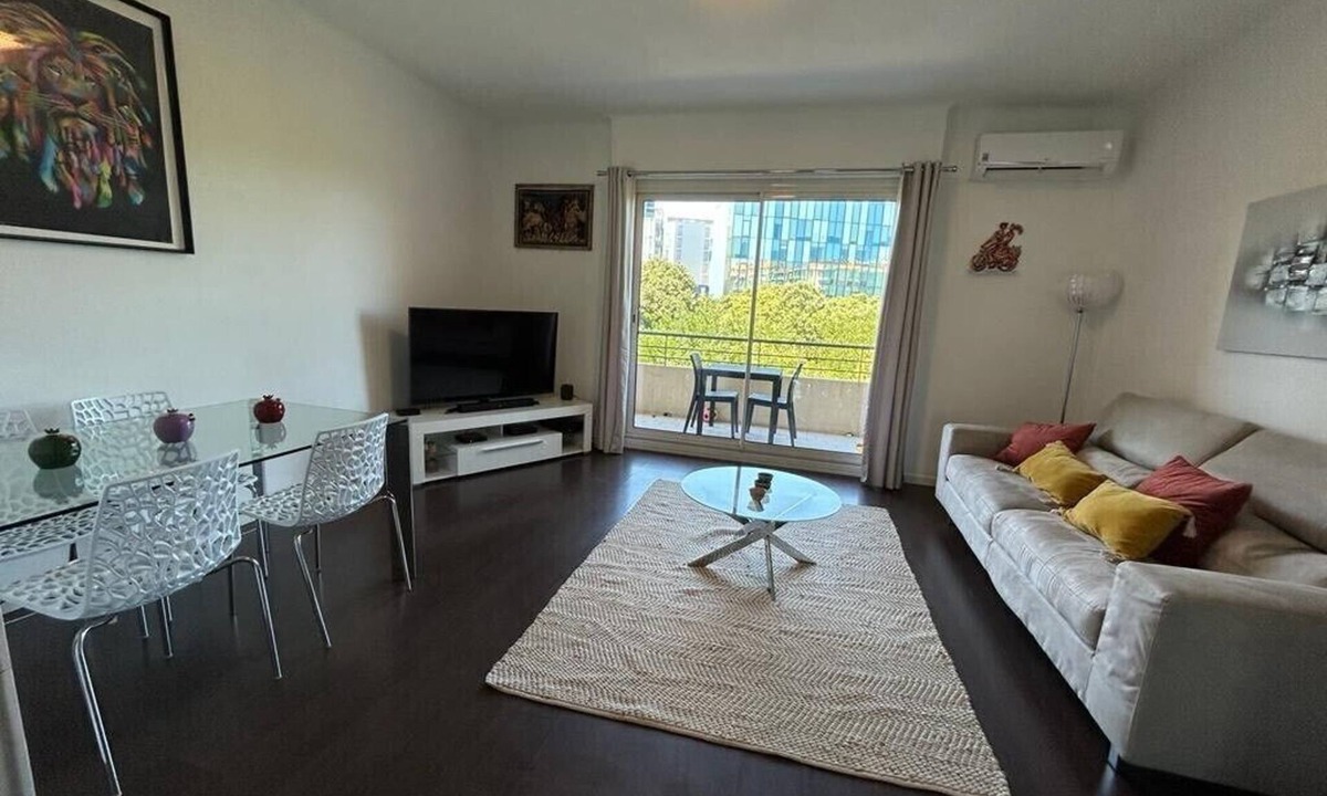Chanot - Stade Velodrome Apartment | Perfect Family apartment Central -500 m from Velodrome & Centre Prado shopping!