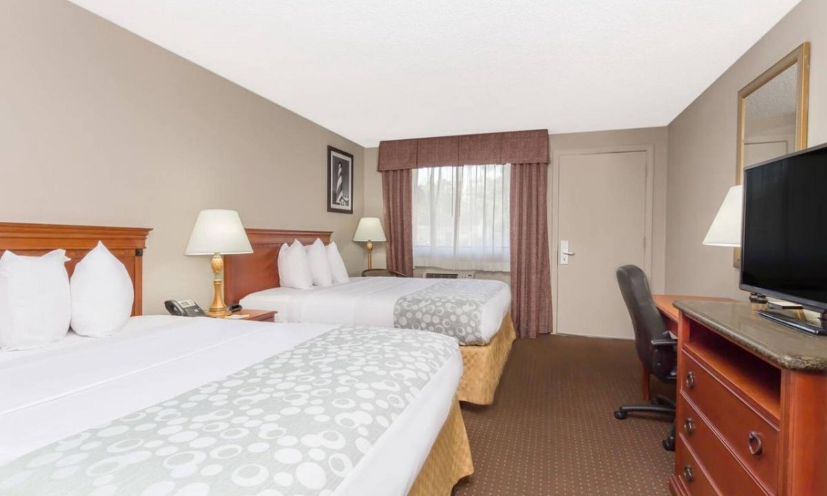 St. Augustine Hotel | Perfect Find! 4 Great Units, Outdoor Pool, Free Parking, Near Davenport Park