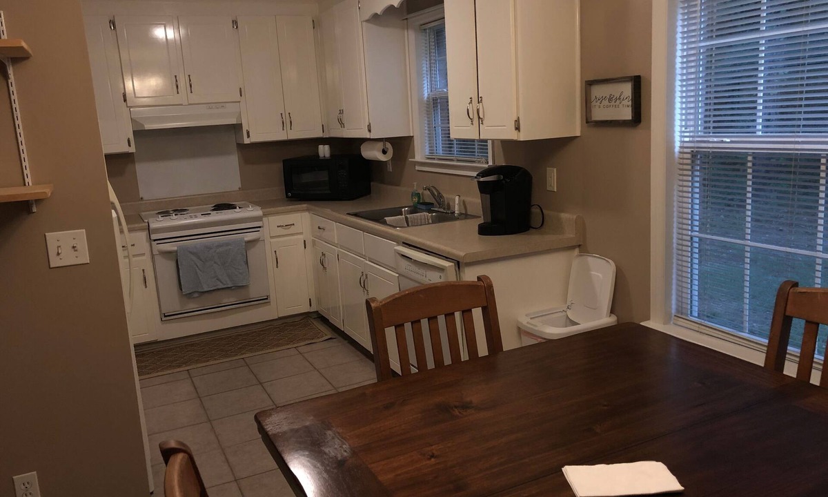 Daleville House | Perfect for Graduation or extended stay.