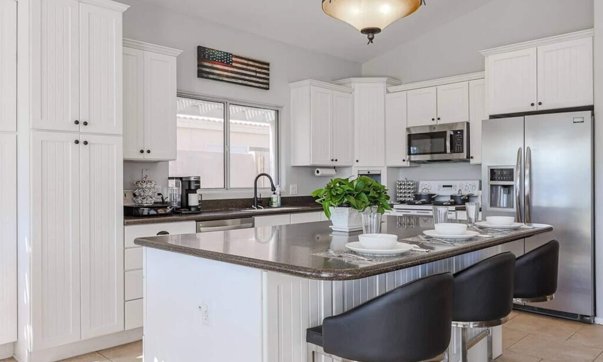 Paradise Valley Village House | Perfect for longer stays💥Single level house by Mayo 💥 Golf ⛳️ Pet friendly 🐶