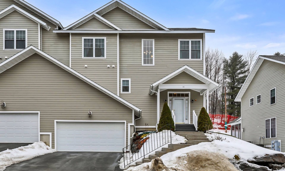 Pittsfield Condo | Perfect for Winter Skiing!