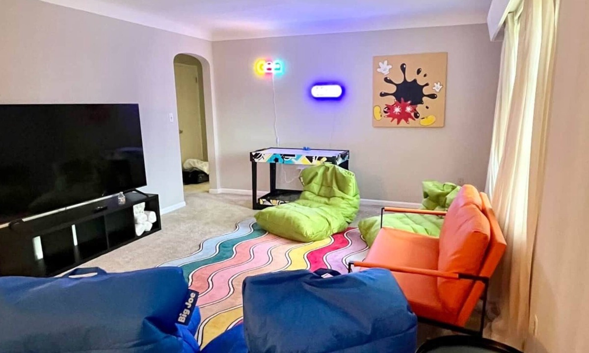 Lake Alfred House | Perfect Fun House for Theme Parks & Family Fun!