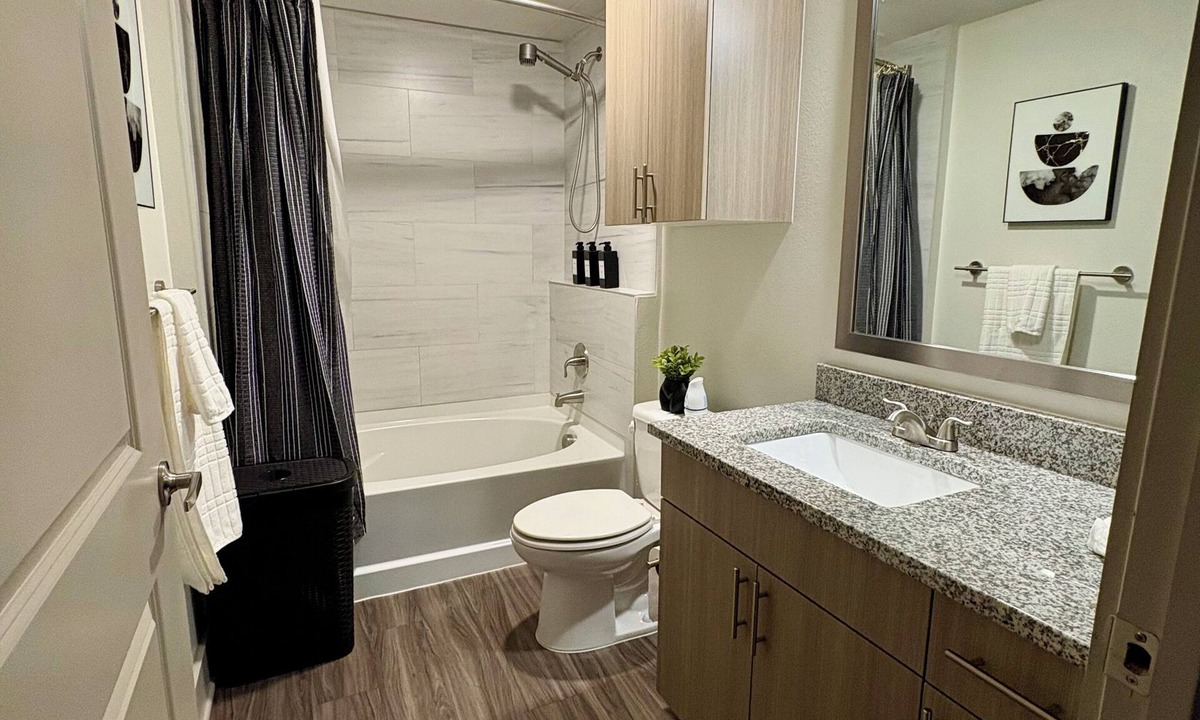 Fort Worth Apartment | Perfect Game Day Apartment Near TCU Walk to Shops Pool, Gym & Free Parking