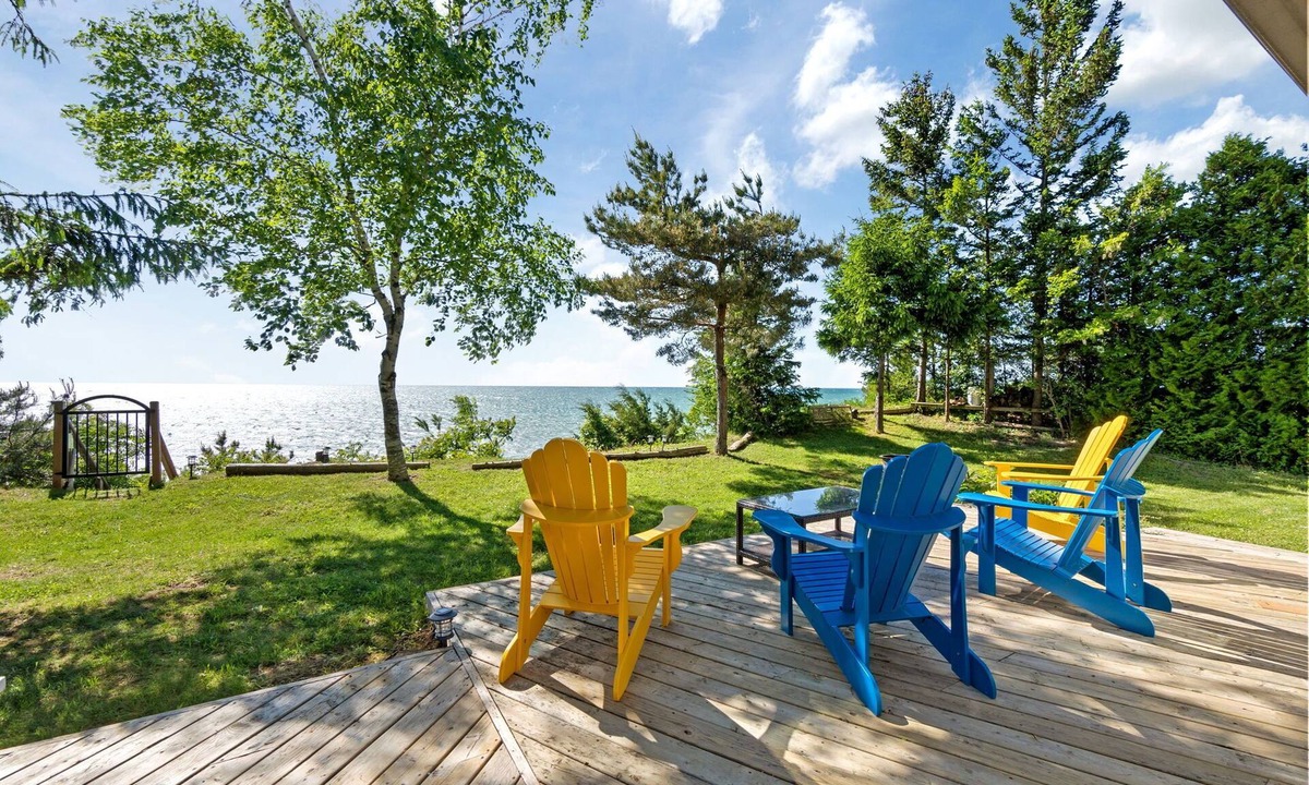 Dashwood Cottage | Perfect getaway on the shores of Lake Huron