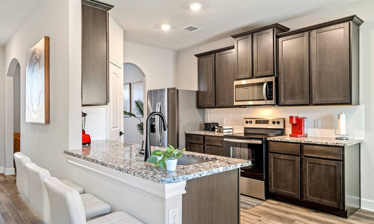 John T White House | Perfect Home for Families Displaced by Insurance