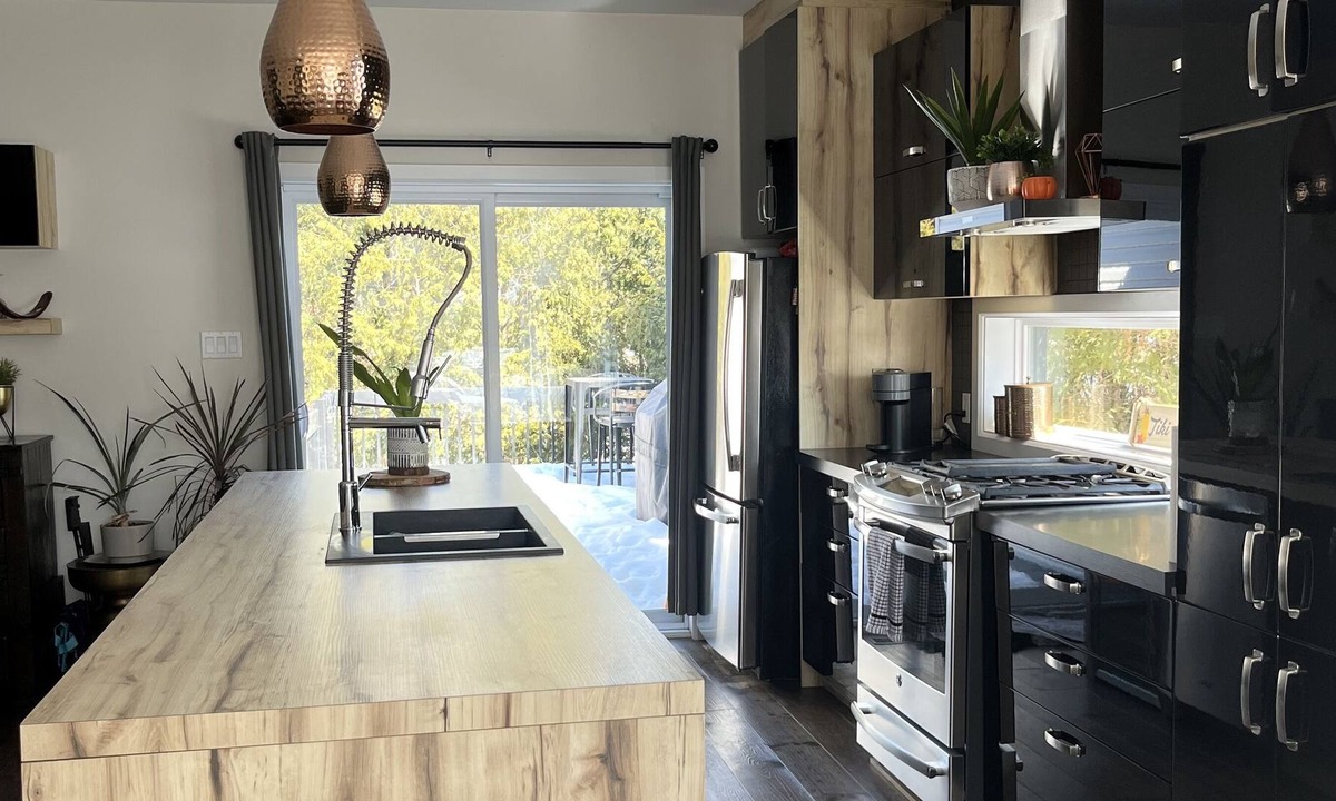 Blainville House | Perfect house with pool and spa