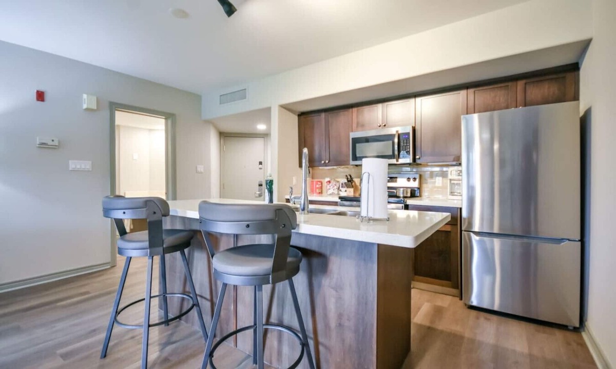 Oro-Medonte Apartment | Perfect Jacuzzi Suite at Highland