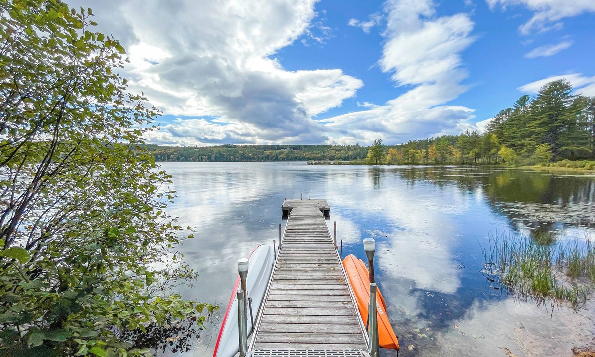 Waterford House | Perfect Maine Getaway - Waterfront w Sauna and Kayaks