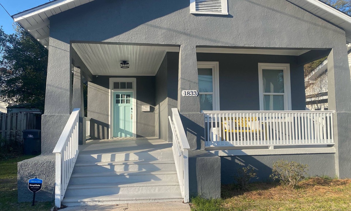 Midtown House | Perfect Master's Rental! n