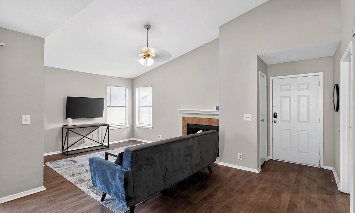 Donelson Apartment | Perfect Nashville base near everything you need