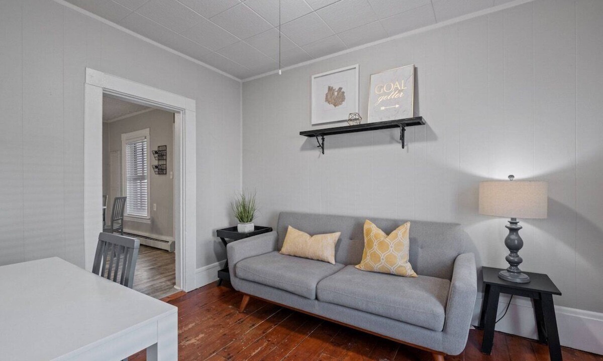 Rimmon Heights Apartment | Perfect Size For Short & Mid Term Stays