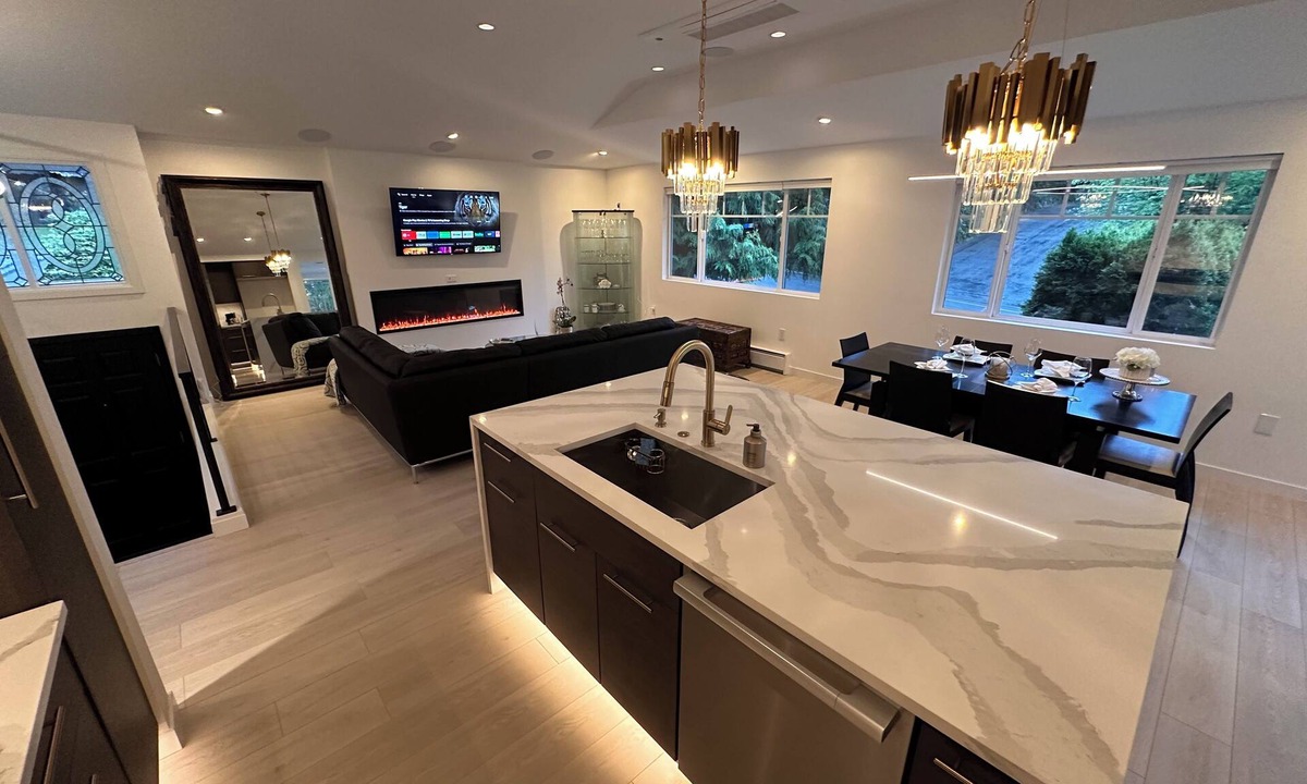 Inglewood-Finn Hill House | Perfect Space for long or short term stay