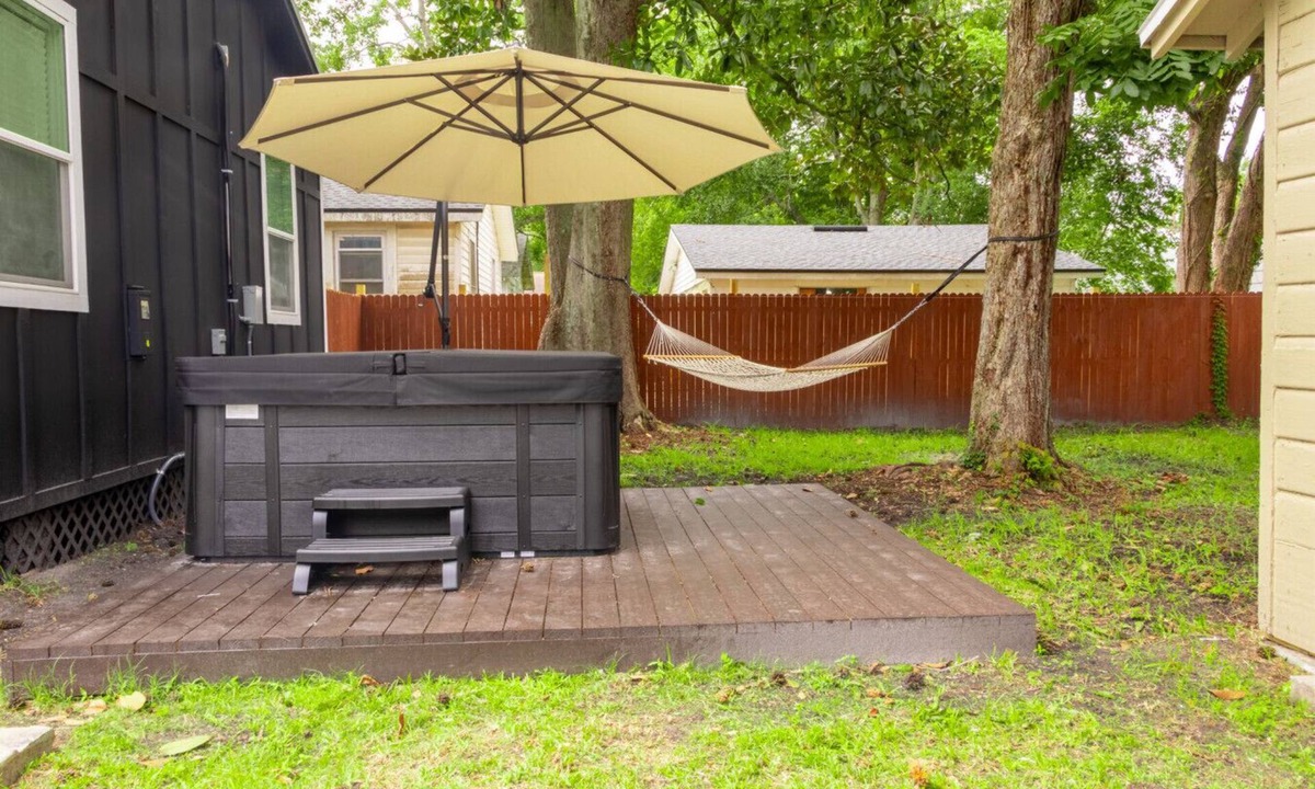 Murray Hill House | ~Perfect Stay Says Garrett Sleeps 7 Spa & Hammock~